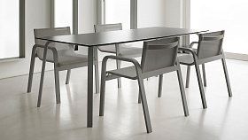 Уличный прямоугольный стол Stack 220