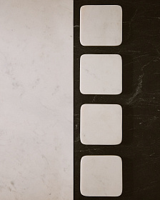 Nuvir набор из 4 подставок из белого мрамора