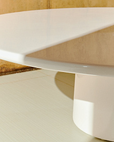 Журнальный столик Albanella из цемента с глянцевой белой отделкой Ø110 см