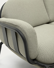 Уличный 2-местный диван Joncols с бежевой обивкой и серым алюминием 164 см