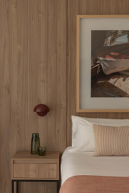 MATILDA Настенный светильник бордового цвета 1xE14