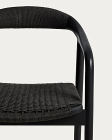 Уличный стул Derile из массива дуба и веревки в черной отделке