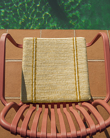 Уличный стул Isabellini из пластика терракотового цвета