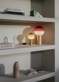 Настольный светильник Dipping Light M Burgundy-матовая латунь