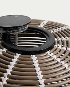 Уличный светильник Garoina солнечных батареях из искусственного ротанга цвета таупе 50 см