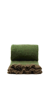 Плед Odelna из шерсти и акрила с оборками зеленого цвета, 130 x 170 см