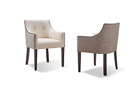 Стул Lux с подлокотниками