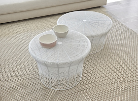 Столик высокий Aram белый