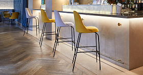 Барный стул Aleta Counter Stool Base низкая спинка с мягкой обивкой