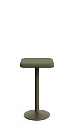 Уличный стол Esilda зеленый из цемента и стали со столешницей 70х70 см