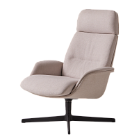 Кресло Rever с высокой спинкой, мягкой обивкой и алюминиевым поворотным основанием с 4 спицами.