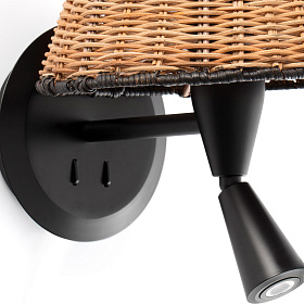 Настенный светильник с ридером Sumba ротанг/черный