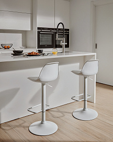 Барный стул Orlando-T из белой экокожи и белой матовой стали 60-82 см