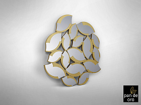 Зеркало Sandal из пластин с золотой отделкой 