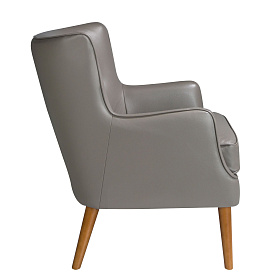 Мягкое кожаное кресло 5085/A978-M5655 с обивкой капитоне