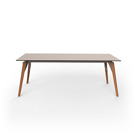 Прямоугольный стол Faz на деревянных ножках