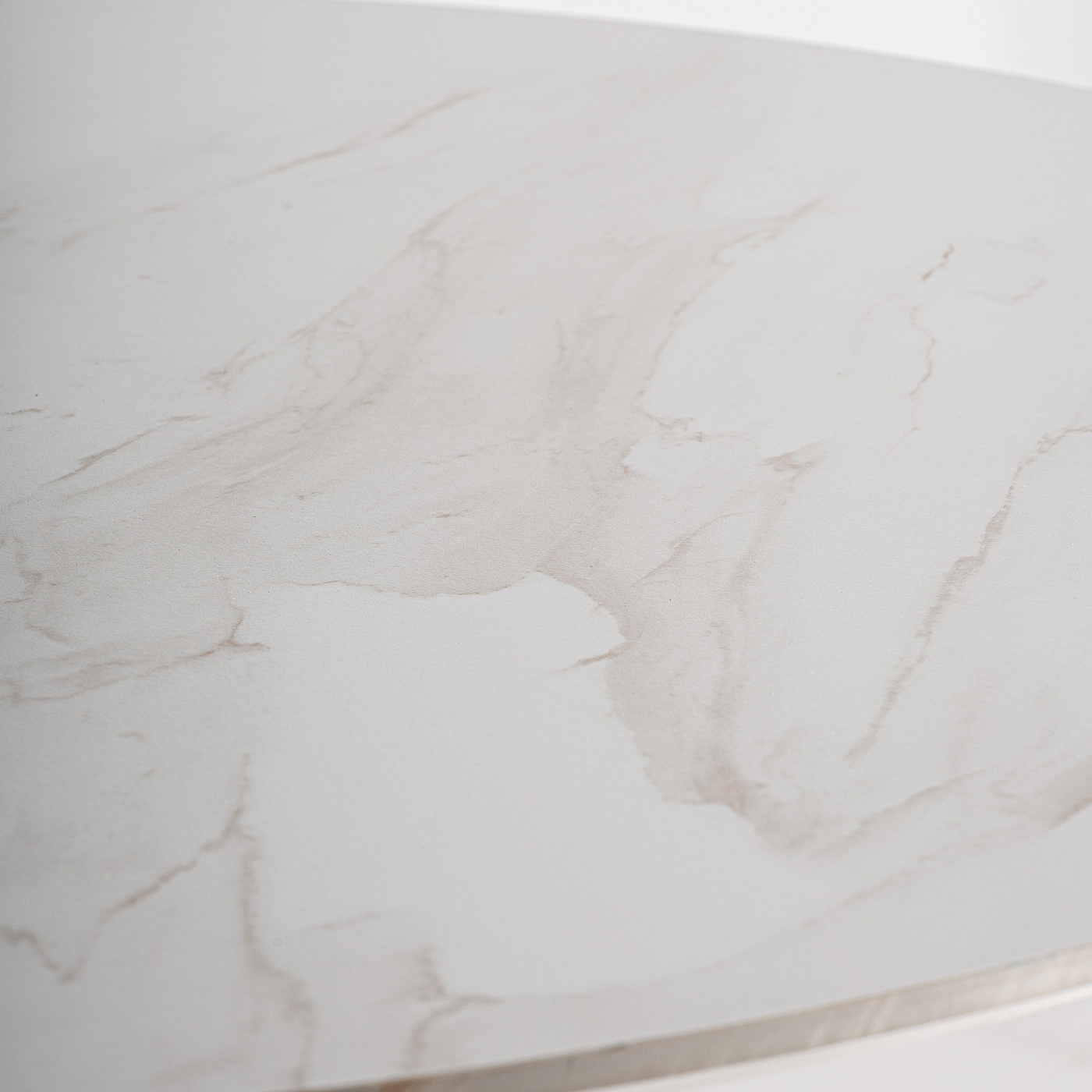 Обеденный стол Lherm 