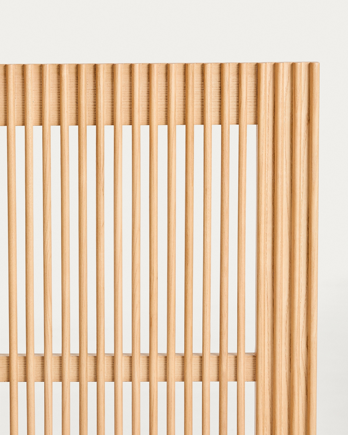 Beyla Изголовье из массива ясеня для кроватей шириной 90 см