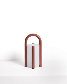 Портативная настольная лампа Leros из полиэтилена и стали терракотового цвета