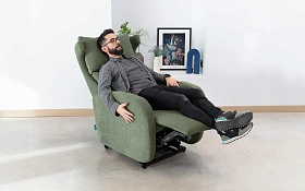 Кресло-реклайнер Kim с пауэрлифтом