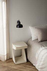 Черный настенный светильник Tatawin