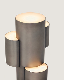 Переносная настольная лампа Adrina из темно-серого металла