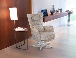 Столик Conec-Table 60 + USB с лампой