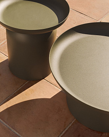 Уличный столик Arcola из зеленого алюминия, диаметр 45 см