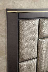 Кровать с мягким изголовьем Bond BOQP12