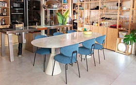 Стул с наклонной спинкой Nereida 