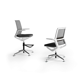 Кресло офисное Advance тканевое на 4 опорах A722C