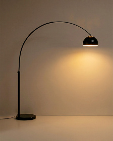 Напольная лампа Madali из стали с глянцевой черной отделкой и черным мрамором