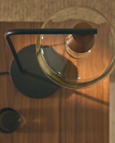 Настольная лампа Silex с металлической ножкой и плафоном из зеленого стекла