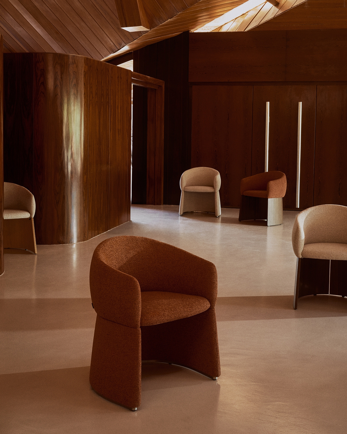 Стул Bosca из терракотовой шенилловой ткани