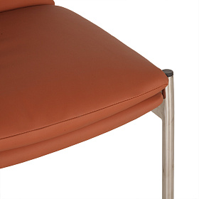 Коричневое кресло Michelle 