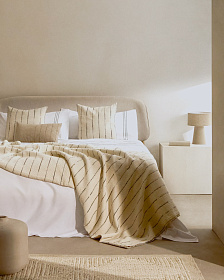 Octavia Кровать из ясеневой фанеры с белым мягким изголовьем 160 x 200 см