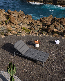 Настольная лампа Lape с черным стальным шлейфом