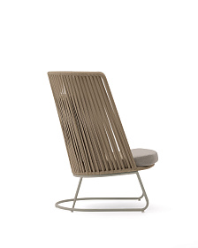 Уличное кресло Saconca с высокой спинкой из бежевой веревки и стали