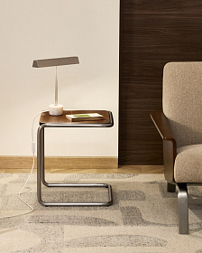 Журнальный столик Tarsel из 100% орехового шпона с конструкцией из матовой стали