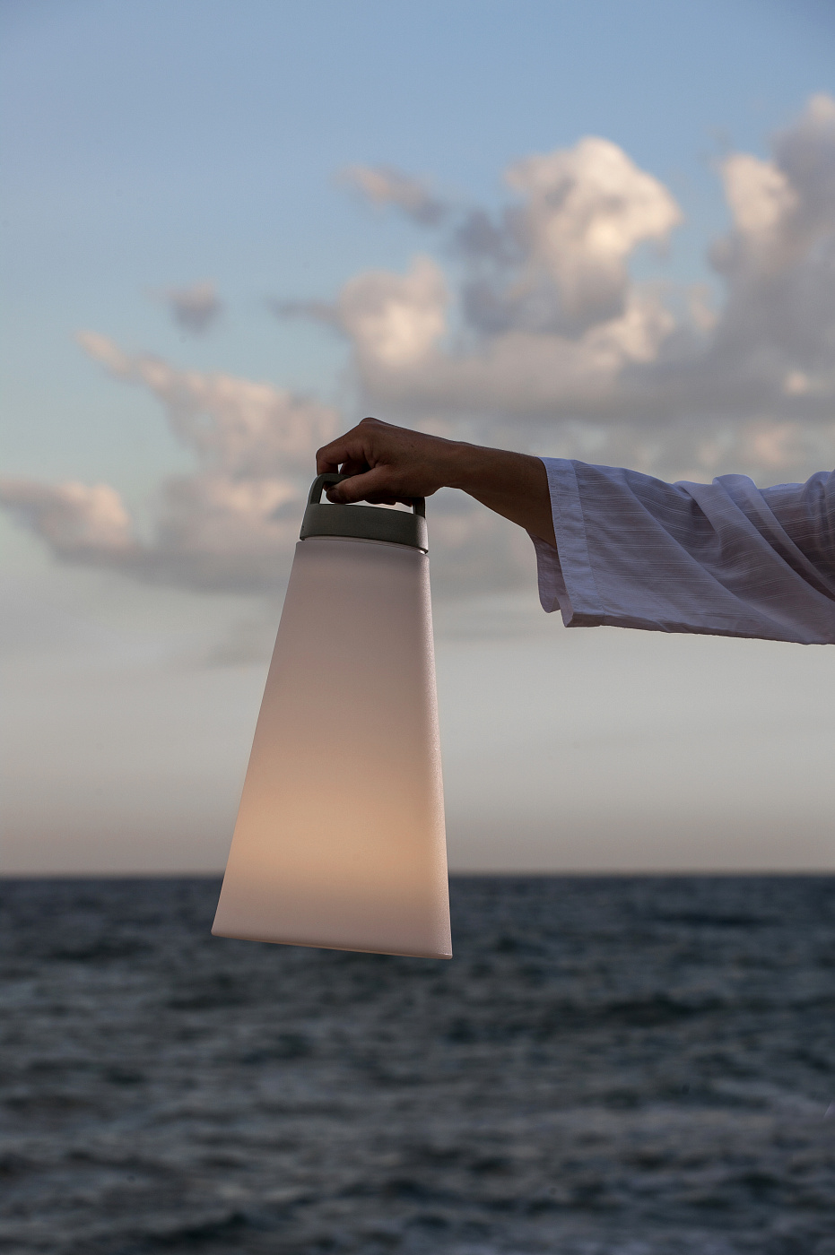 Светильник портативный настольный/подвесной Sasha Ø 21 белый