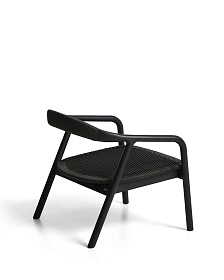 Кресло уличное Derile из дуба и веревки с черной отделкой