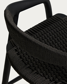 Уличный полубарный стул Derile из массива дуба и веревки в черной отделке