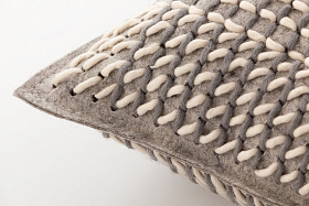 Подушка Canevas Geo серая 50x50 см