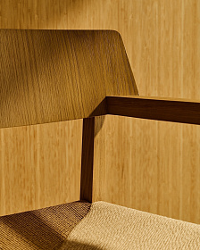 Стул Idun из массива дуба с натуральной отделкой и сиденьем из веревки