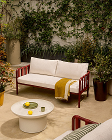 Уличный столик Arcola из алюминия цвета экрю, диаметр 70 см