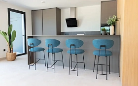 Полубарный стул Nereida 