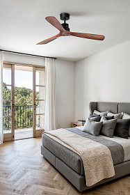 Потолочный вентилятор Lantau матового черного цвета с двигателем постоянного тока