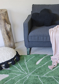 Подушка бежевая с черными кисточками 48d