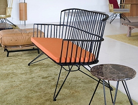 Диван Andrea Fagioli на ножках