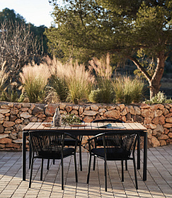 Canyelles Уличный раздвижной стол черный 140 (200) x 90 см